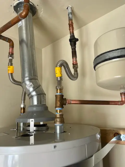 Water heater installation and plumbing repair in River Woods